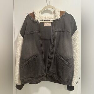 We The Free x Free People
Cozy Denim Track Jacket
Size L
Barely worn